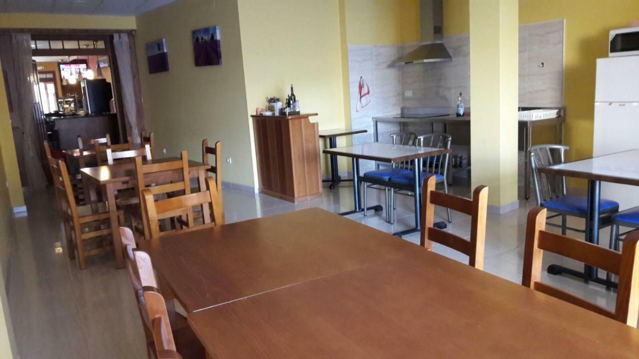 La Gallega Cacabelos  Eksteriør bilde